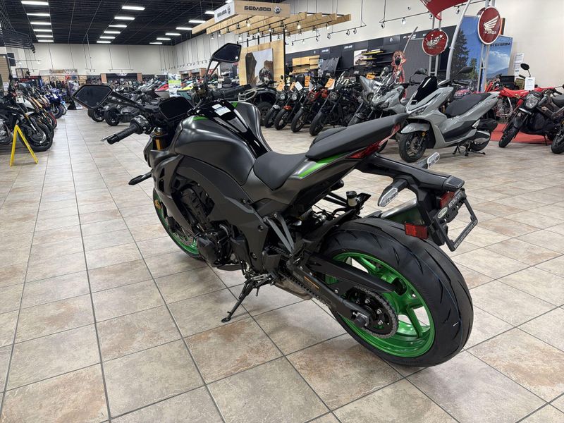 New 2026 Kawasaki Z1100 SE ABS Image 15