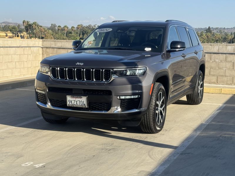 Used 2024 Jeep Grand Cherokee L LimitedImage 4