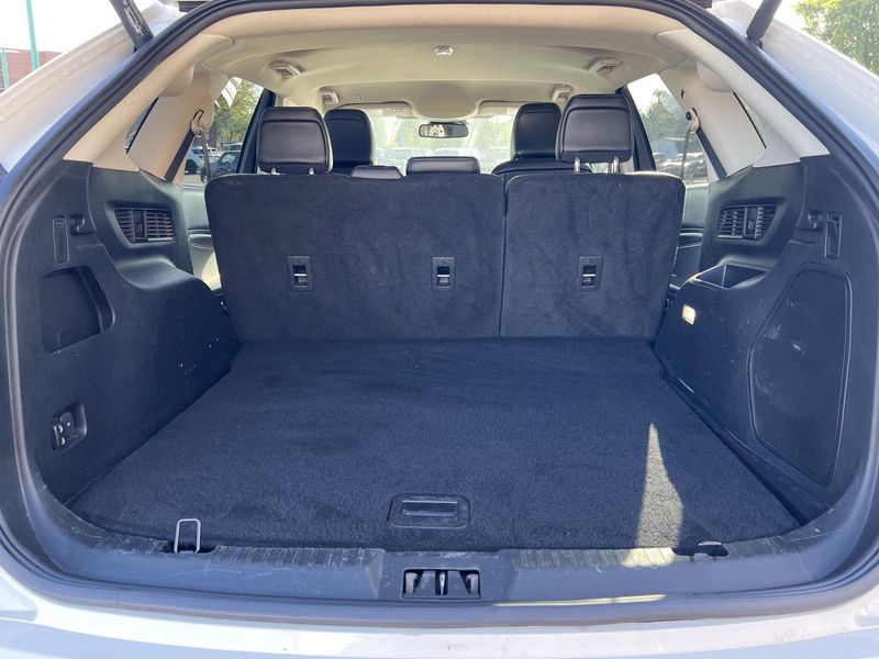 2022 Ford Edge Titanium photo 37