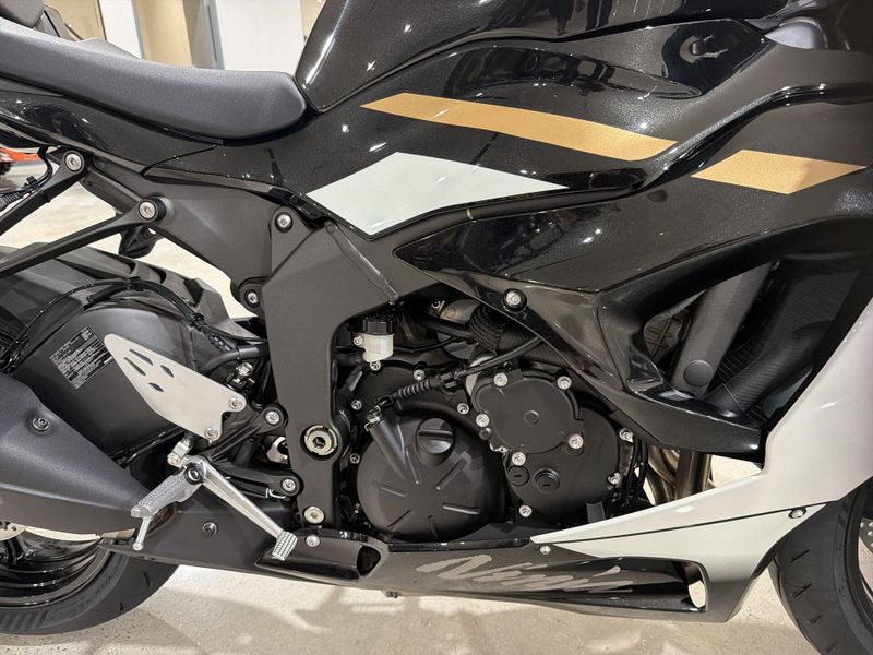 New 2026 Kawasaki NINJA ZX-6R ABS Image 20