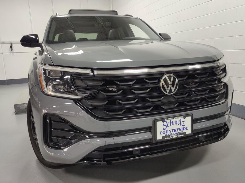 Used 2025 Volkswagen Atlas Cross Sport SEL R-Line Black AWD w/Sunroof/NavImage 2