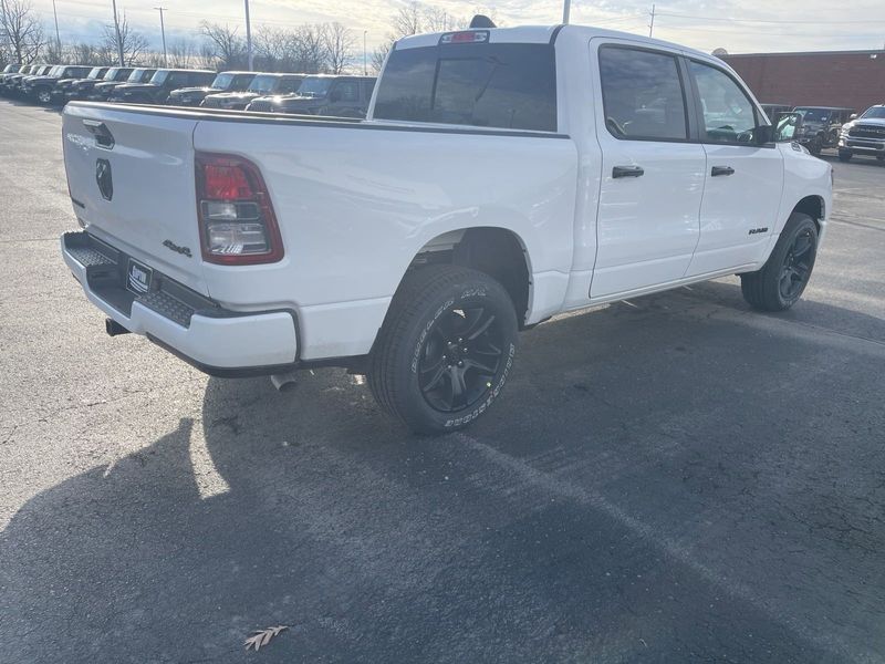 2023 RAM 1500 Big Horn Crew Cab 4x4 5