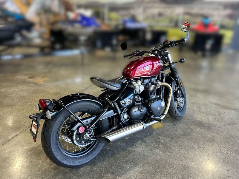 2022 Triumph Bobber Image 12