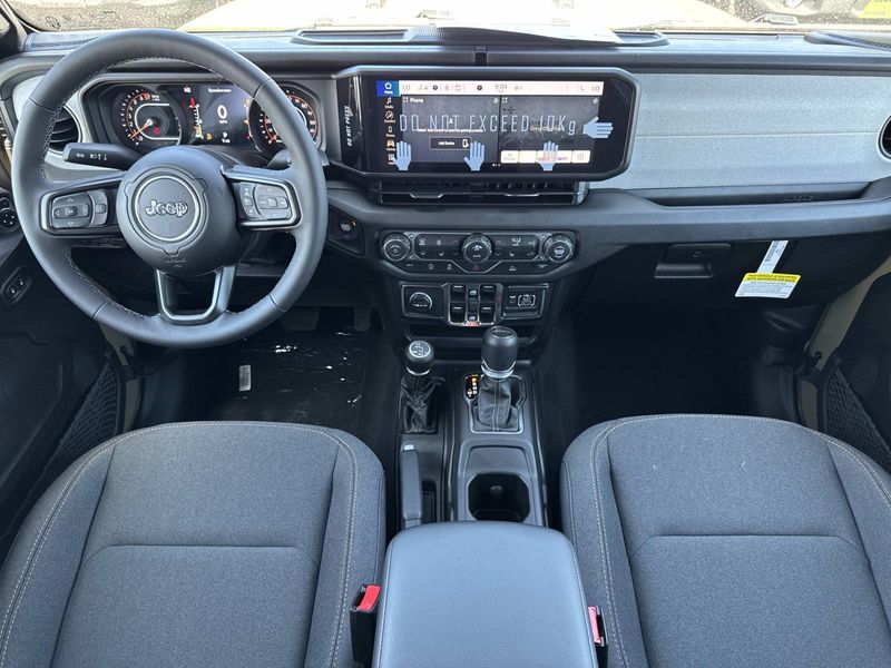 New 2026 Jeep Gladiator Sport S 4x4