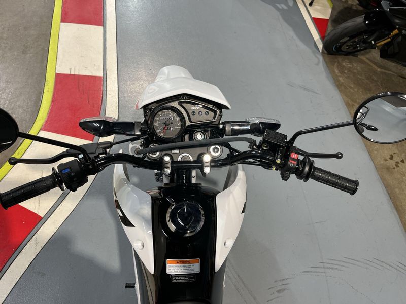 New 2025 Honda XR150L Image 14