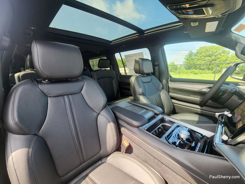 2026 Jeep Grand Wagoneer Upland 4x4