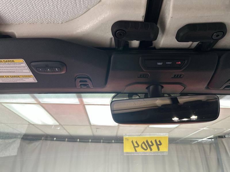 Used 2022 Jeep Wrangler Unlimited SaharaImage 14