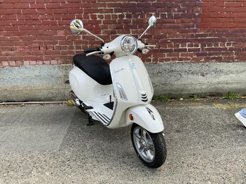 New 2025 Vespa PRIMAVERA 150 