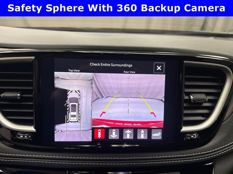 2025 Chrysler Pacifica Select AwdImage 14