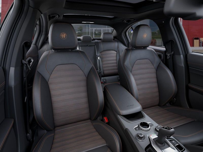 New 2025 Alfa Romeo Giulia Intensa RwdImage 35