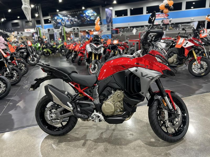 New 2025 Ducati MULTISTRADA V4 Image 7