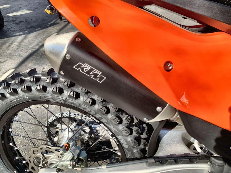 New 2025 KTM 300 SX Image 21