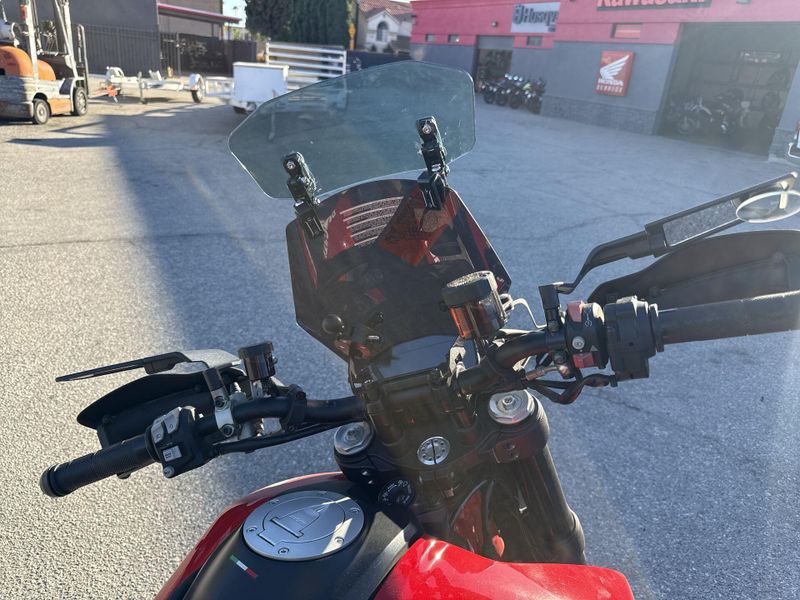 Used 2020 Ducati HYPERMOTARD 950 Image 11
