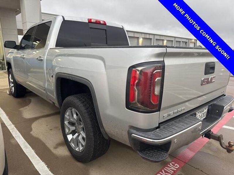 2018 GMC Sierra 1500 SLTImage 3