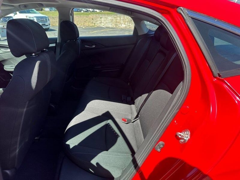 2016 Honda Civic EX photo 12