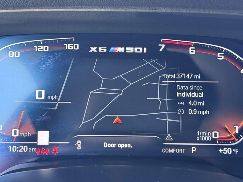 2022 BMW X6 M50iImage 23