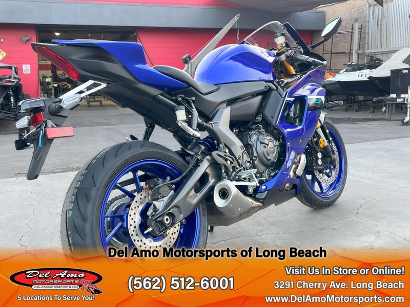 2025 Yamaha YZF-R7 Image 8