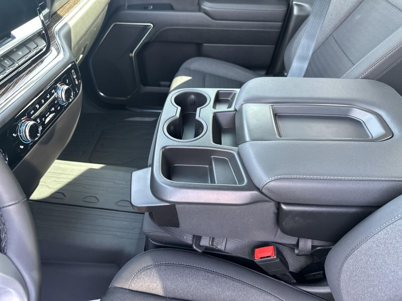 2023 GMC Sierra 1500 ElevationImage 32