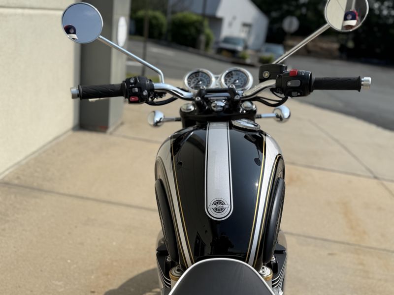 2025 Triumph Bonneville T120Image 7