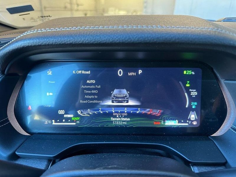 2024 Jeep Cherokee Limited 4xe photo 13