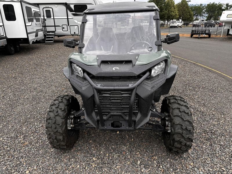 Used 2023 Can-Am COMMANDER DPS 700 Image 5