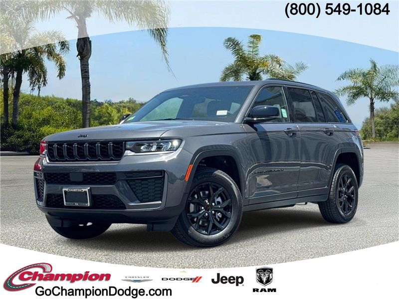 New 2026 Jeep Grand Cherokee Laredo Altitude 4x2