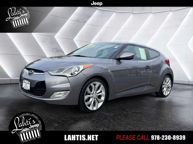 Used 2012 Hyundai Veloster w/Black Int