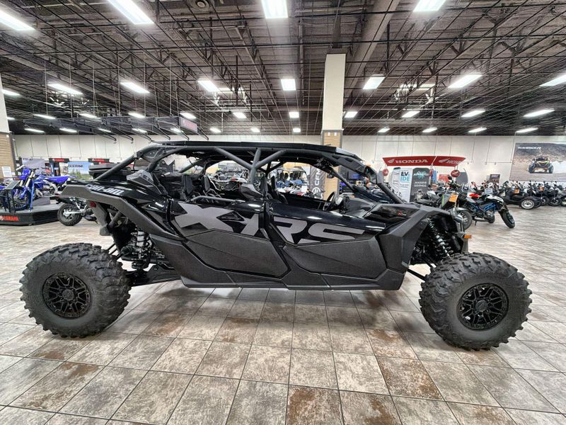 New 2026 Can-Am MAVERICK R MAX X RS WITH SMART-SHOX 999T DCT Image 10