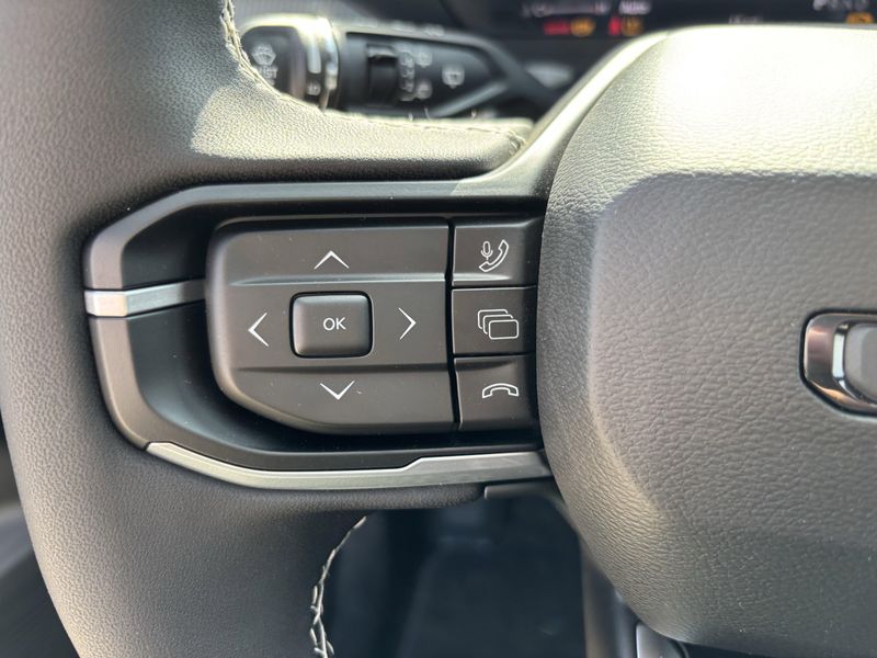 New 2026 Jeep Cherokee Limited 4x4Image 31