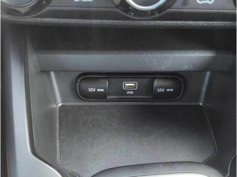 Used 2023 Kia Soul LXImage 17