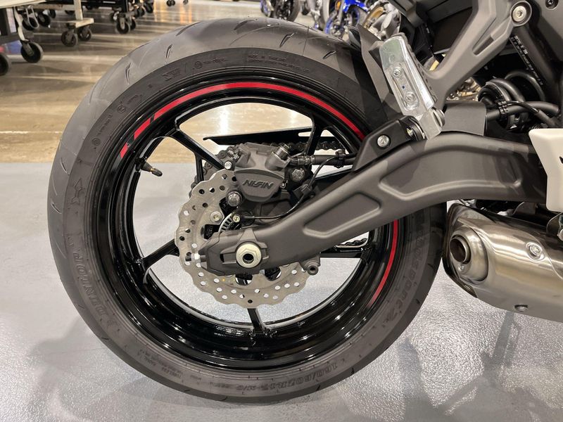 New 2025 Kawasaki Z650 Image 16