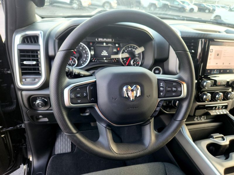 New 2026 RAM 1500 Express Crew Cab 4x4 5'7' Box