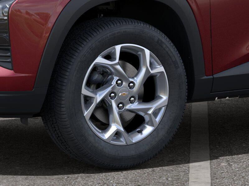 New 2025 Chevrolet Trax LSImage 9