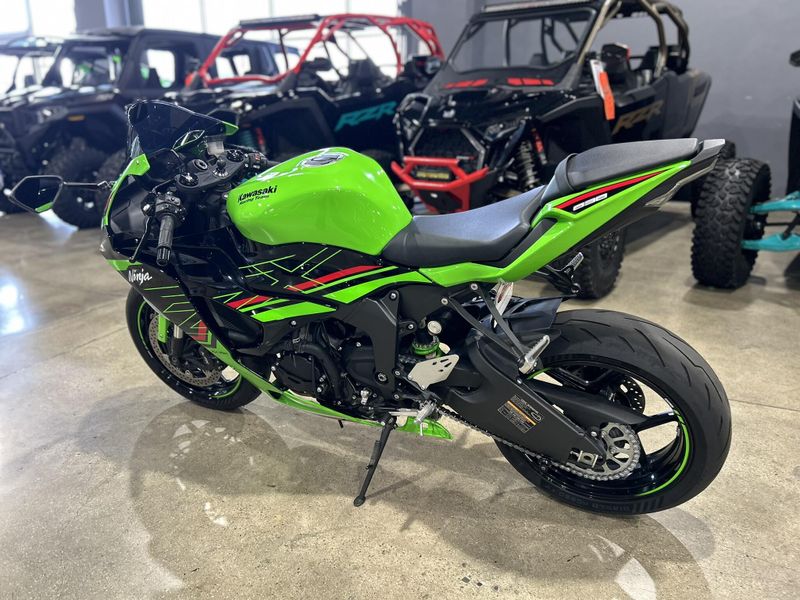 Used 2024 Kawasaki NINJA ZX-6R KRT Image 21