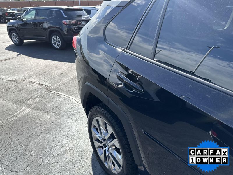 Used 2020 Toyota RAV4 XLE PremiumImage 6