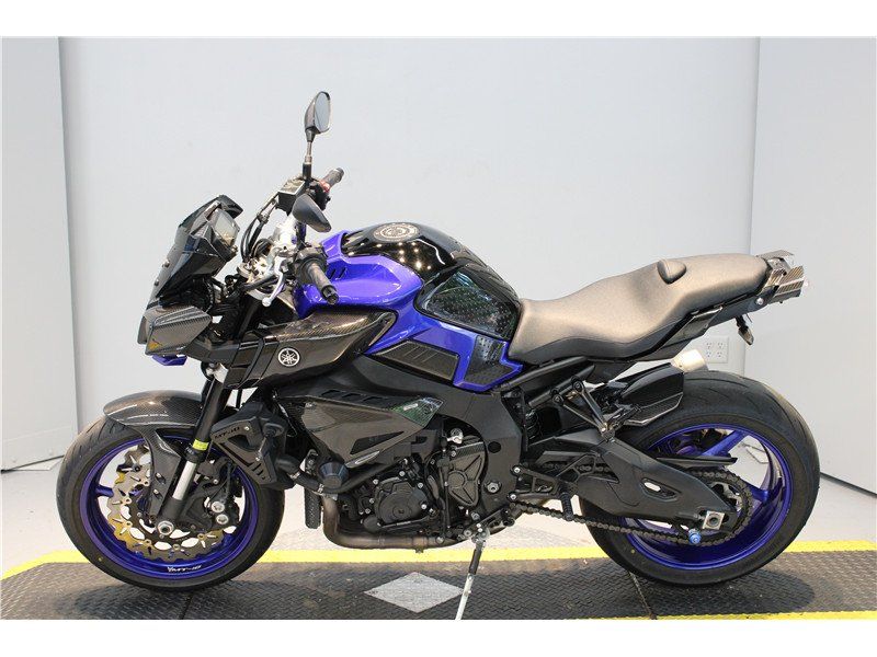 2018 Yamaha MT 10 in a Blue exterior color. New England Powersports 978 338-8990 pixelmotiondemo.com 