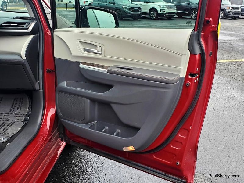 Used 2024 Toyota Sienna XLE