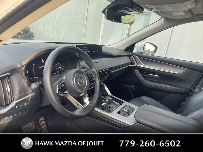 2024 Mazda CX-90 Premium photo 18
