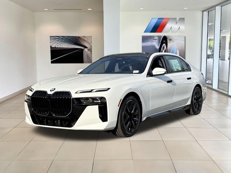 2025 BMW 7 Series 760i xDriveImage 2