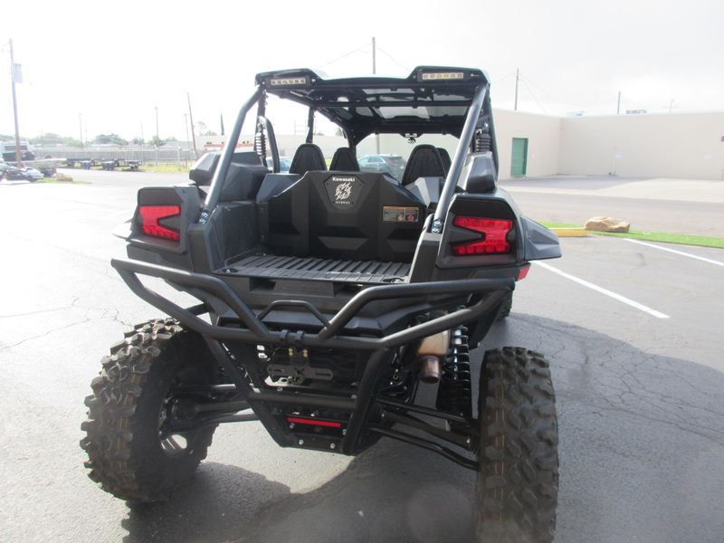 USED 2026 KAWASAKI TERYX KRX41000 BLACKOUT EDITION Image 11