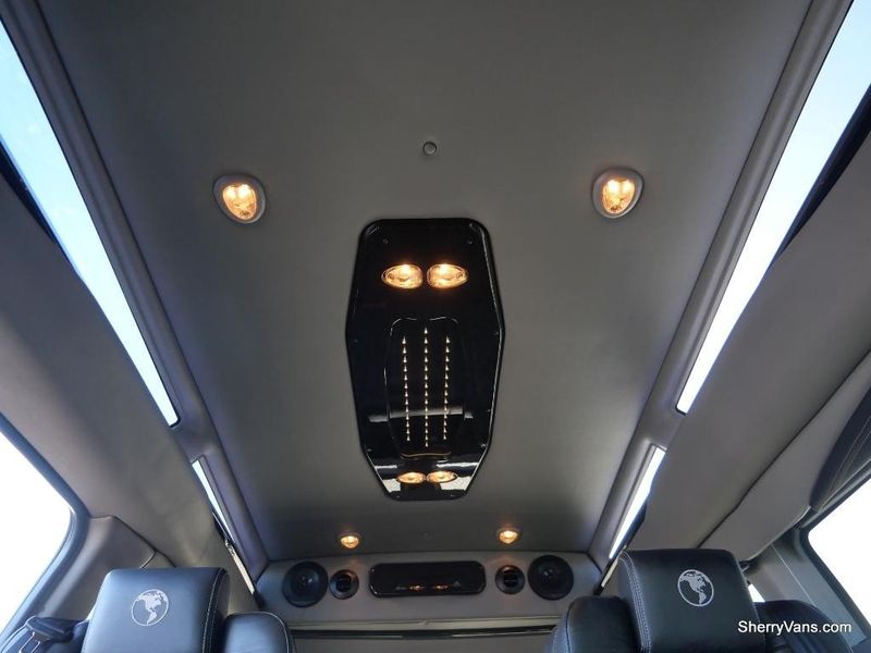 2022 Chevrolet Express Cargo Image 40