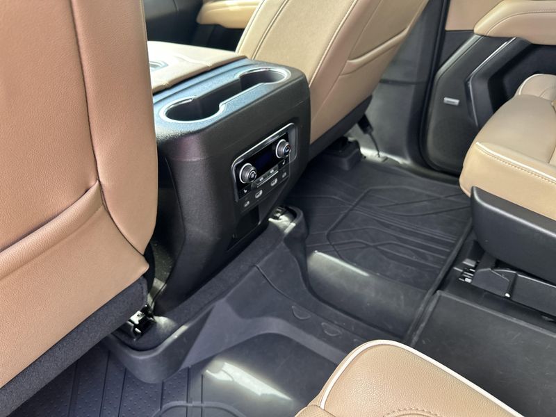 Used 2023 Chevrolet Tahoe PremierImage 23