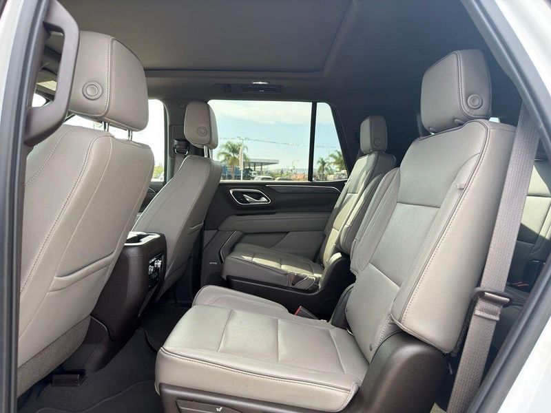Used 2021 GMC Yukon SLTImage 13