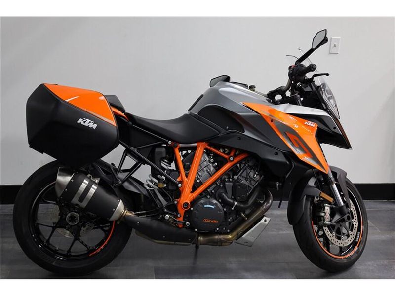 2017 KTM Super Duke in a Orange exterior color. New England Powersports 978 338-8990 pixelmotiondemo.com 