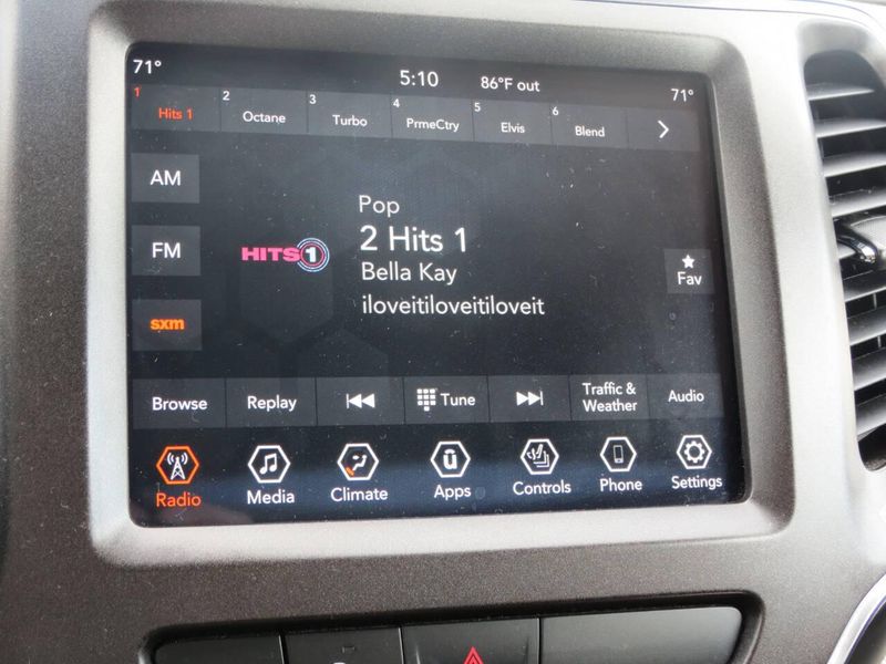 Used 2019 Jeep Cherokee Trailhawk 4x4 4dr SUVImage 19