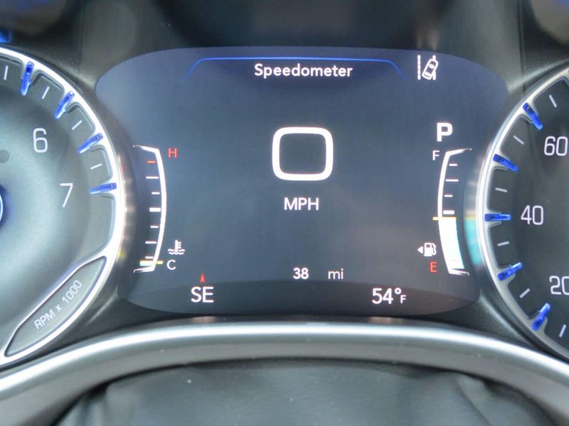 New 2025 Chrysler Voyager LX 4dr Mini VanImage 9