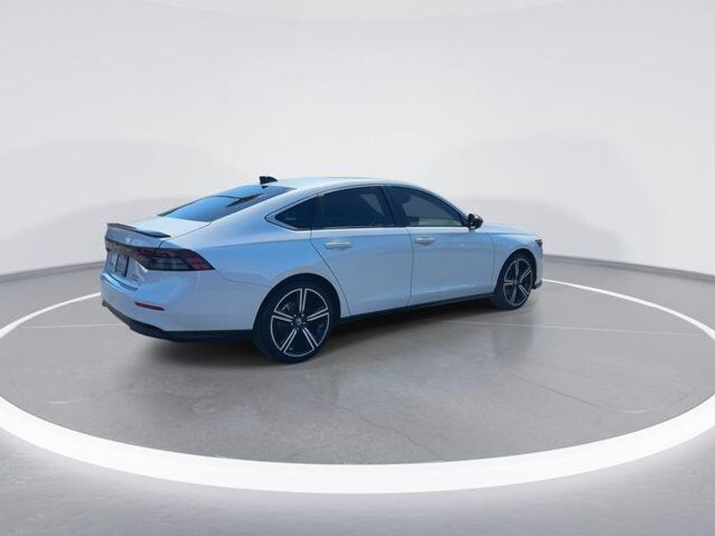 Used 2024 Honda Accord Hybrid SportImage 8