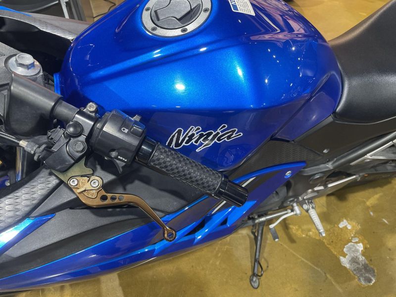 Used 2017 Kawasaki NINJA 300 Image 15