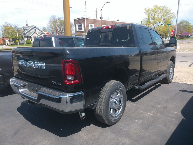 2025 RAM 2500 Tradesman Crew Cab 4x4 6