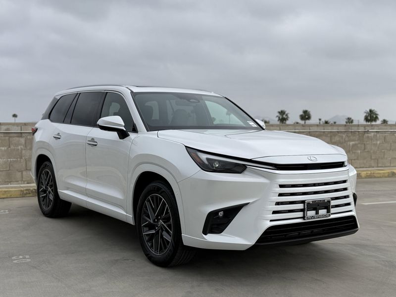2025 LEXUS TX 350 PremiumImage 2